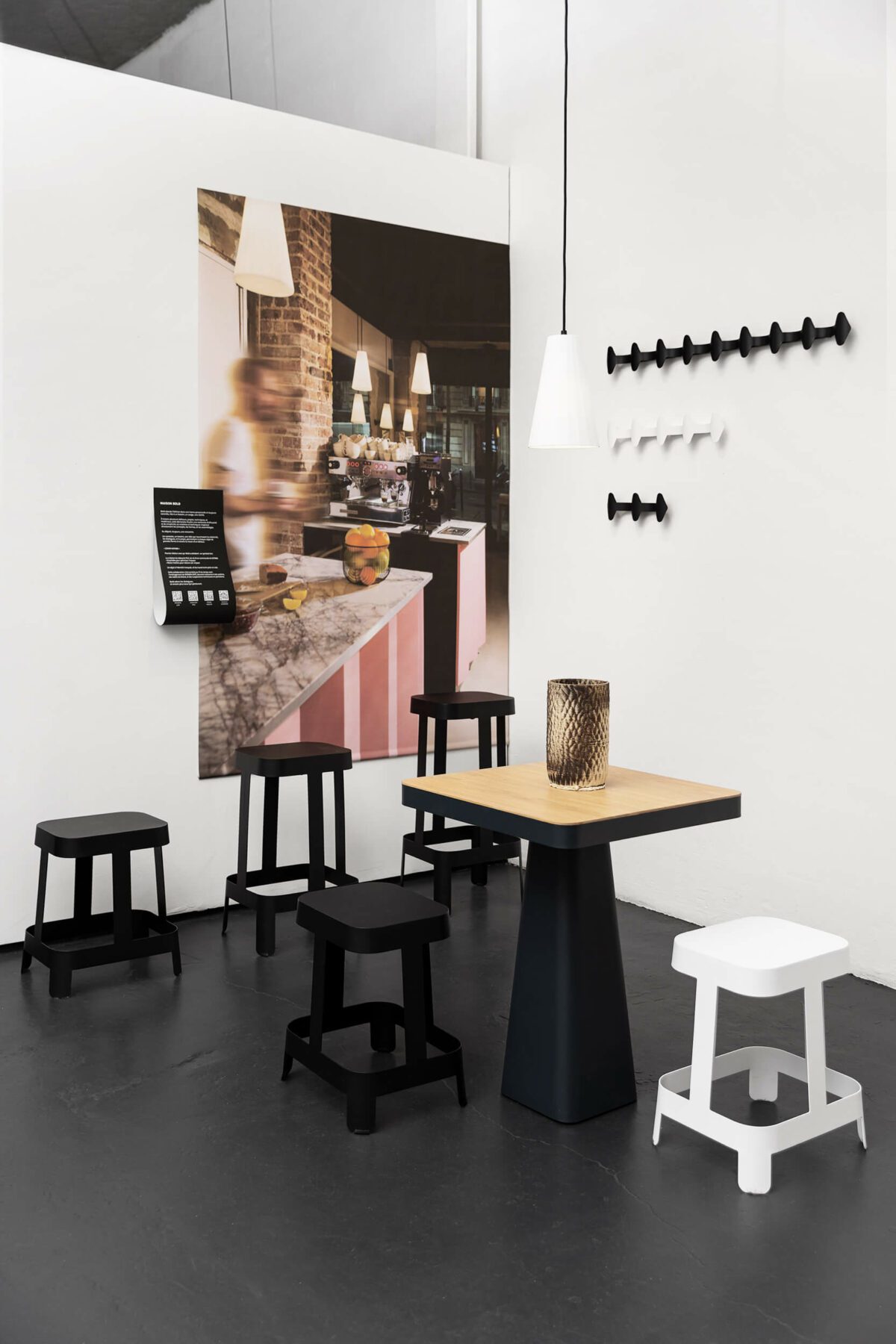 ensemble KATABA Mignon café • expo DIALOGUES par bold-design